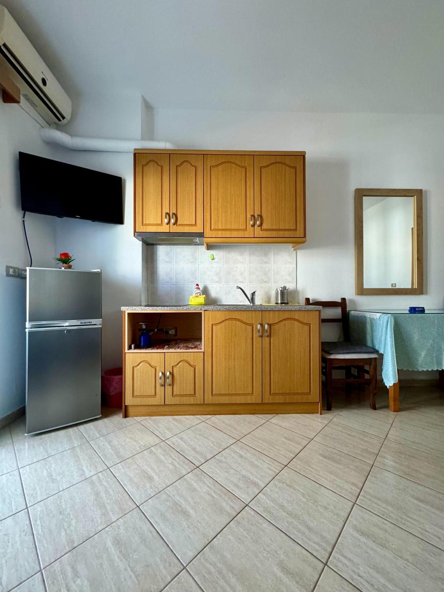 Villa Mihal Apartments Ksamil Kültér fotó