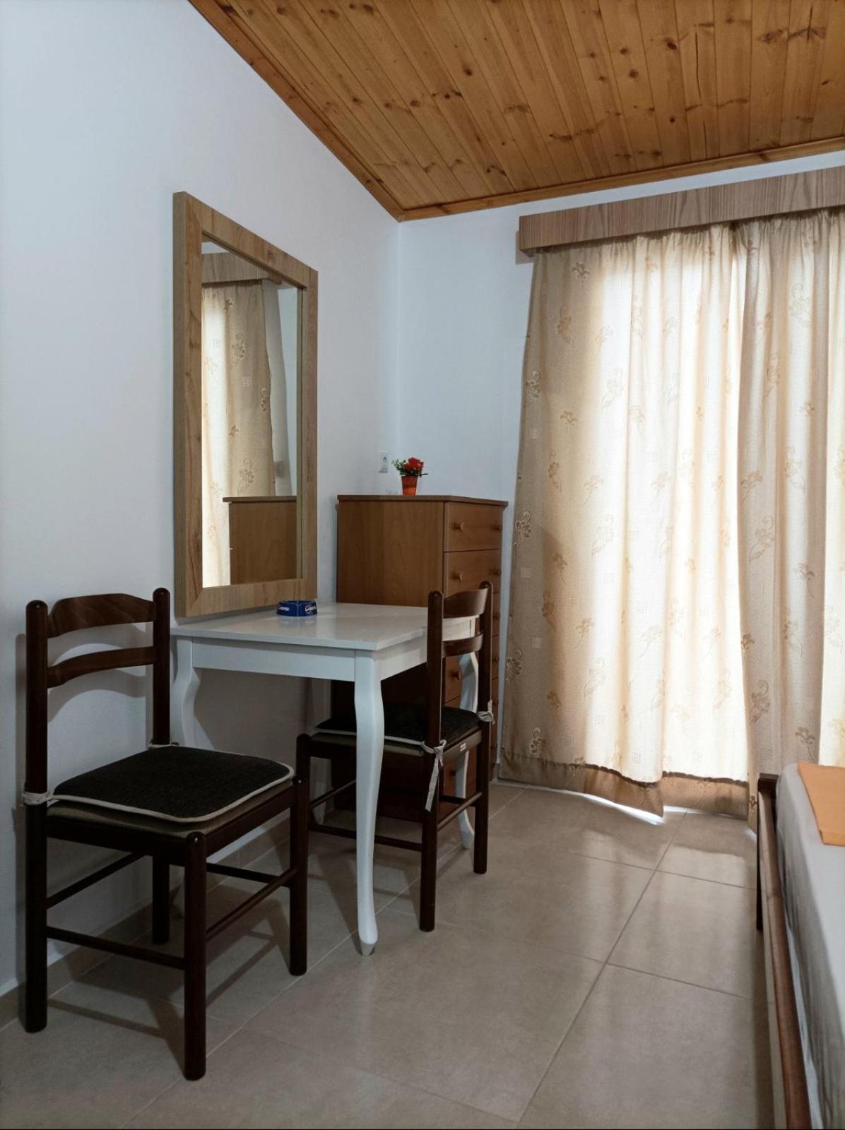 Villa Mihal Apartments Ksamil Kültér fotó