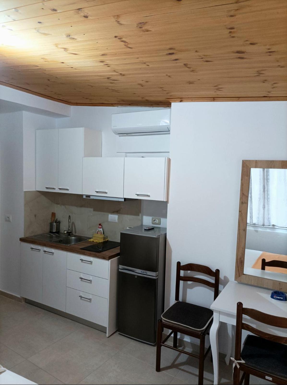 Villa Mihal Apartments Ksamil Kültér fotó