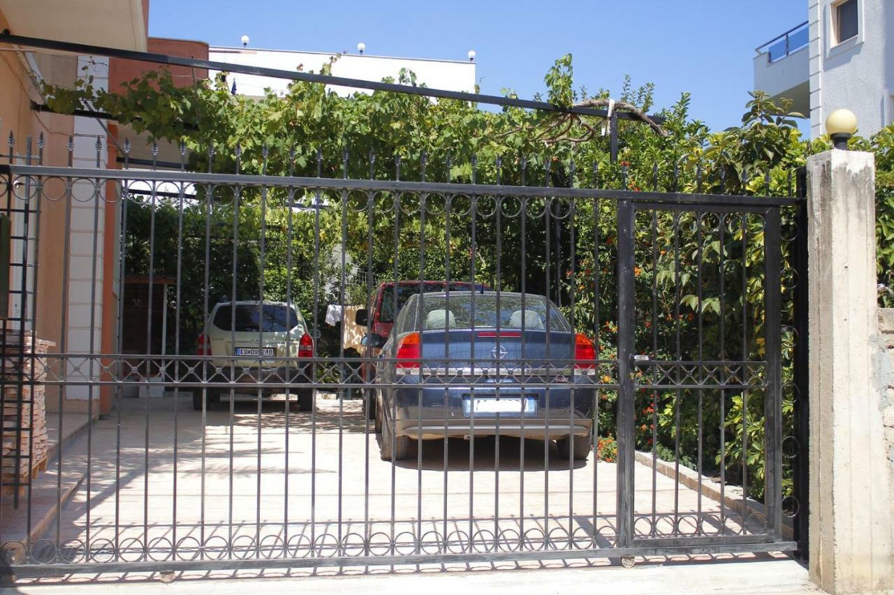 Villa Mihal Apartments Ksamil Kültér fotó
